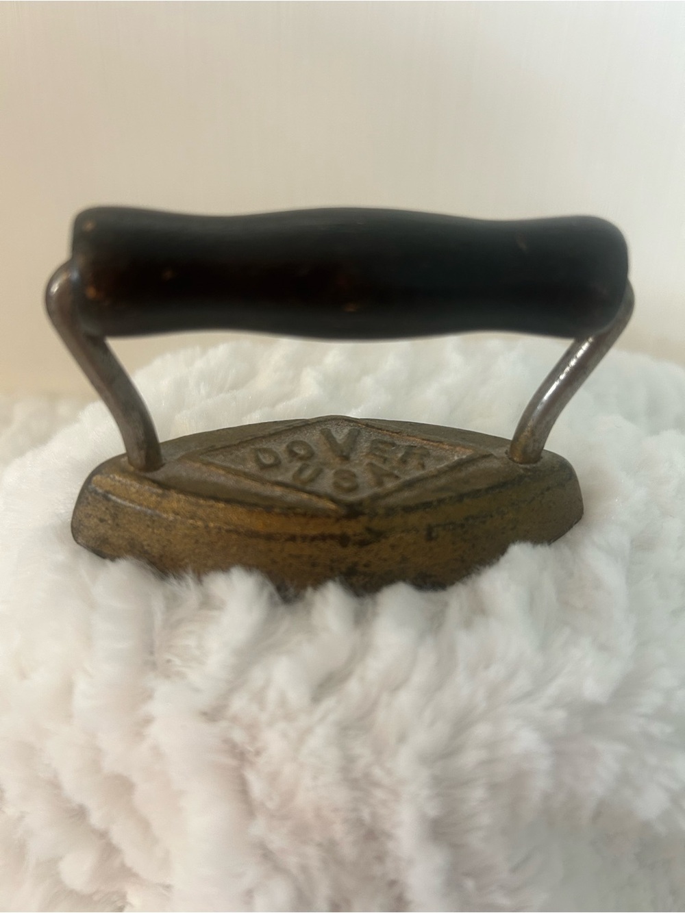 Antique Dover USA Cast Iron Clothes Iron